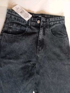 New With Tag Shein brand High Rise Stone Wash Jean