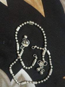 Anklet