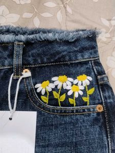 Daisy Embroidered Wide Leg Jeans