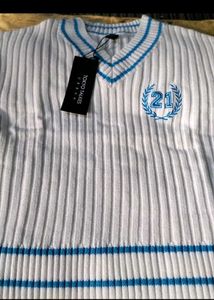 Trendy White Sweater