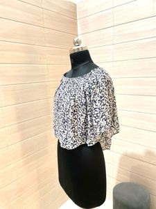 ZARA Pintresty 🌸Floral Off-Shoulder Top