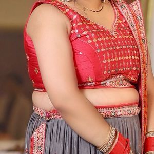 Elegant Grey &amp; Margenta Lehenga Choli