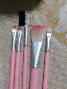 Eyeshadow Palette &amp; Brush Set