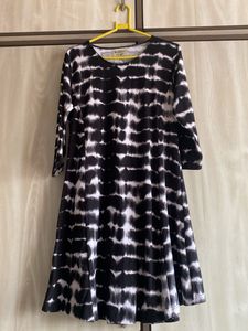 Chic Black & White Dress