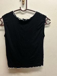 black fitted top size S