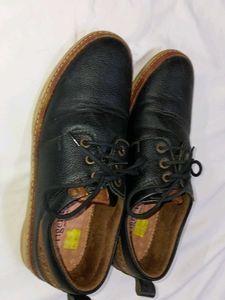 Tiger Hill Black Casual Shoes
