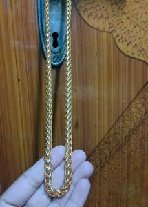 beautiful heavy Unisex golden chain