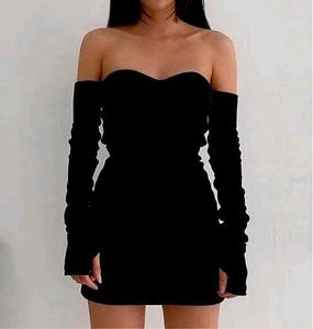 Chic Black Bodycon Mini Dress