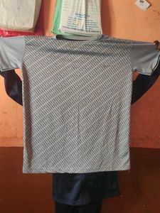 Patterned Grey T-shirt