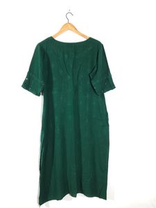 Dark Green Embroided Kurta (Women’s)