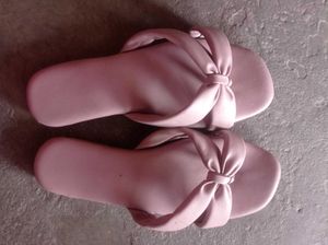 Cute Pink Bow Slides