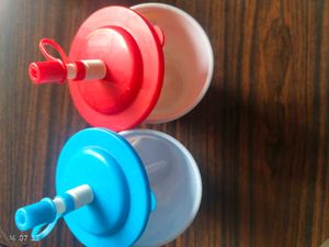 Frozen &amp; Mickey Mouse Tumbler Cups Set Of 2