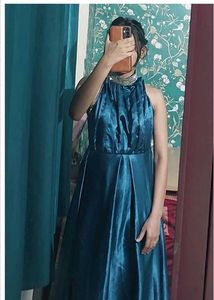 Elegant Blue Party Gown