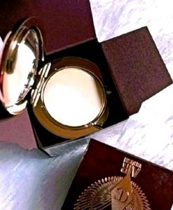 Charlotte Tilbury Compact 💕♥️