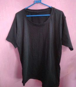 Almost New Black Cotton T-Shirt | Washed & Ironed