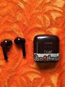 Boat Earphones