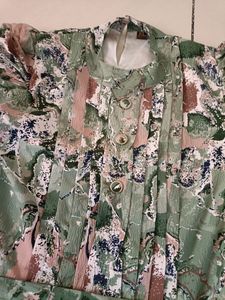 Flower Pint Top