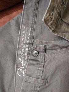 Libor Premium Chinos