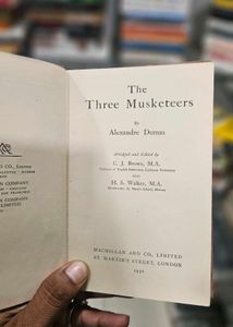 The Three Musketeers By Alexandre Dumas