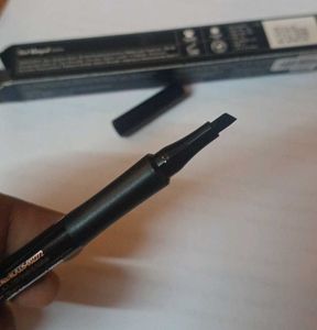NYKAA Get Winged! Eyeliner