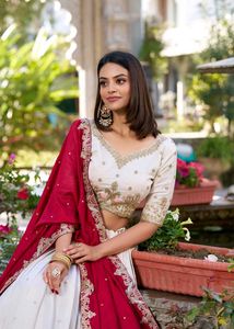 🆕️🆕️Lehenga, Blouse, Dupatta