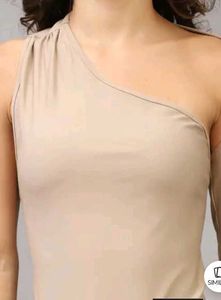 Bold Asymmetrical Neck Cut-Out Shoulder Fitted Leo