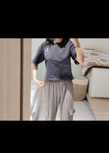Trendy Black Crop T-Shirt