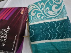 Teal Patterned new bath towel.