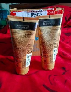 Lakme Perfect Radiance Facewash
