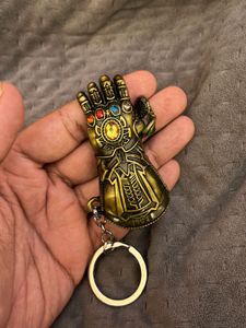 Thanos Infinity Gauntlet Keychain