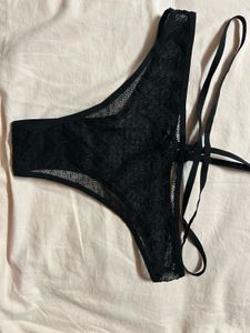 Black Lace Lingerie Set