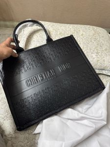 Chic Christian Dior Tote