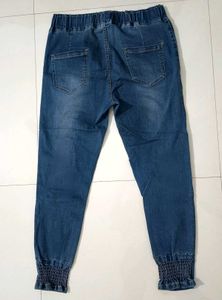 Distressed Pocket Jeans For Women