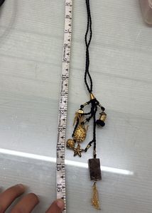 Quartz pendant necklace