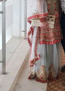 Puplum Style Top And Sharara