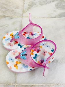 Babyoye Flip Flop With Butterfly Prints 🦋