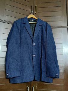 Men Blue Fully Stitched Textured Blazer