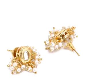 Elegant Kundan Pearl Stud Earrings