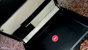 Like New Suitcase 💥🔥 Hurry Up 🤩