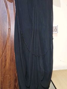 Elegant Black Embellished Dress Medium size