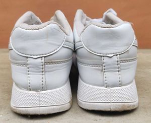 Classic White Sneakers for Teenagers (Girls)