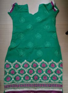 Green &amp; Pink Embroidered Salwar Kameez Suit