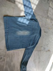 Stylish Feminine Denime Jacket