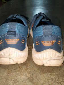 Sports Shoes