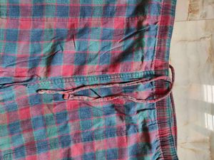 Checked Men&#39;s Shorts