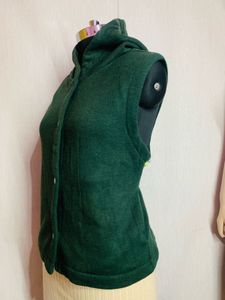 Green Hooded Sleeveless Jacket