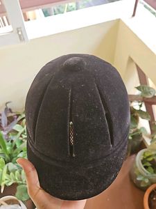 USED CAPRIOLE HORSE RIDING HELMET ON SALE