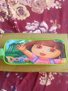 Green Dora Pouch