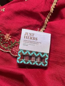 JUST HERBS Liquid Lipstick Kit 🌸✨