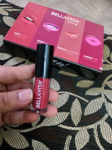 Bella vita Liquid lipstick new